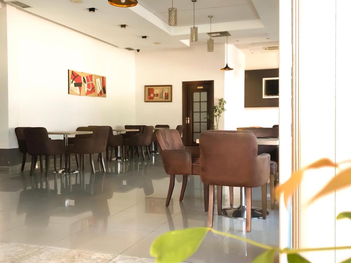 克普莱喜艾利菲酒店 Shkodër 外观 照片