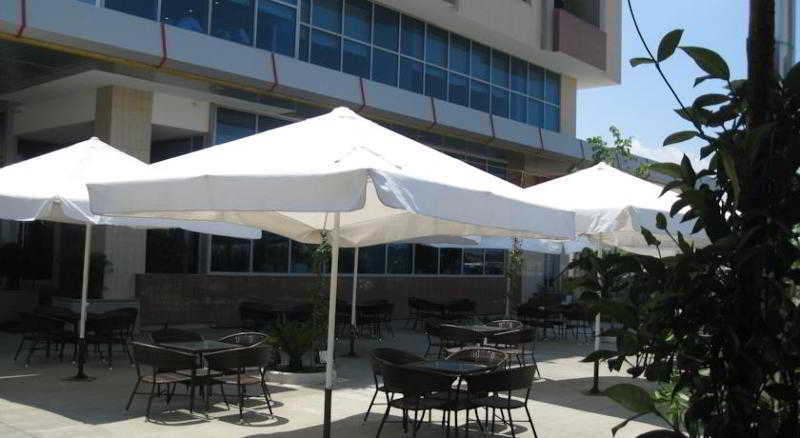克普莱喜艾利菲酒店 Shkodër 外观 照片