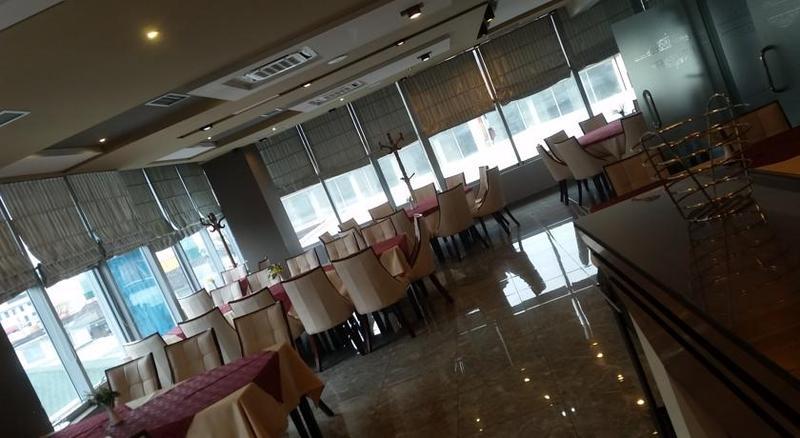 克普莱喜艾利菲酒店 Shkodër 外观 照片